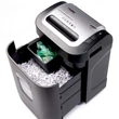Kép 4/5 - DAHLE Iratmegsemmisítő 22312 PaperSAFE®, CD/DVD/Kártya/Gémkapocs, 14 lap (80gr), P-4/F-1/T-4/E-3, 2,5 m/min, 26 liter