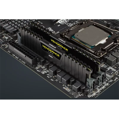 CORSAIR Memória VENGEANCE DDR4 32GB 3600MHz C16 LPX (Kit of 2), fekete
