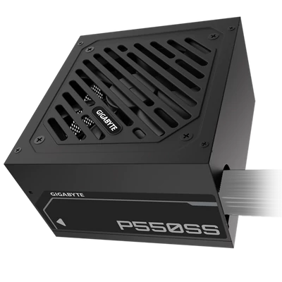 GIGABYTE Tápegység 550W 80+ Silver